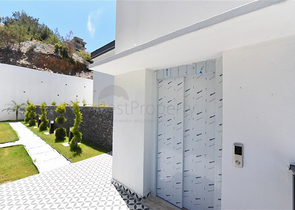 فلل للبيع في الانيا -تصميم فاخر مع مسبح خاص -في كارجيجاك / الانيا 