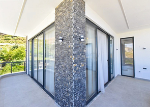 فلل للبيع في الانيا -تصميم فاخر مع مسبح خاص -في كارجيجاك / الانيا 