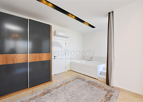 فلل للبيع في الانيا -تصميم فاخر مع مسبح خاص -في كارجيجاك / الانيا 