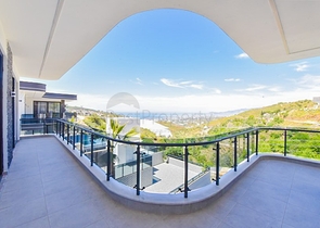 فلل للبيع في الانيا -تصميم فاخر مع مسبح خاص -في كارجيجاك / الانيا 