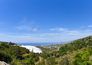 فلل للبيع في الانيا -تصميم فاخر مع مسبح خاص -في كارجيجاك / الانيا 