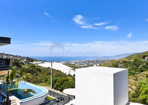 فلل للبيع في الانيا -تصميم فاخر مع مسبح خاص -في كارجيجاك / الانيا 