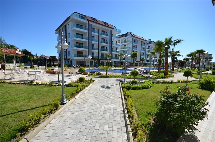 منطقة سكنية هادئة وقريبة من الخدامات - شقة 2 غرفة وصالة مفروشة -مجمع جديد -في اوبا / الانيا 