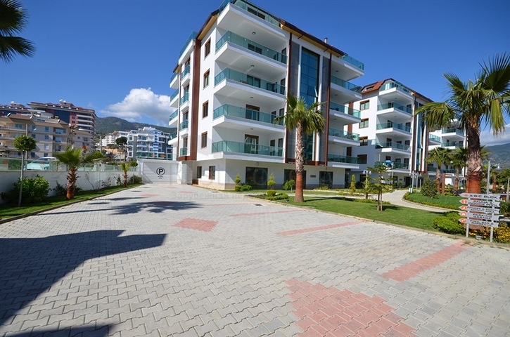 منطقة سكنية هادئة وقريبة من الخدامات - شقة 2 غرفة وصالة مفروشة -مجمع جديد -في اوبا / الانيا 