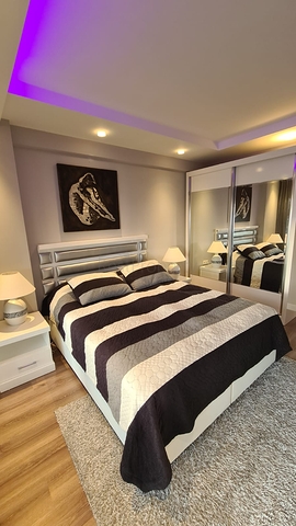 شقة ضمن مجمع فاخر في الانيا - تصميم غرفة وصالة -في جيكجلي / الانيا 