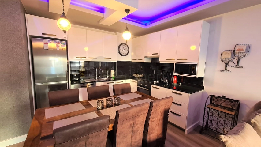 شقة ضمن مجمع فاخر في الانيا - تصميم غرفة وصالة -في جيكجلي / الانيا 