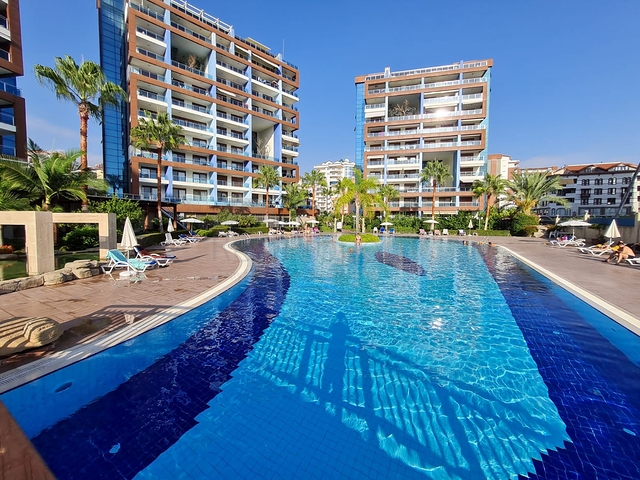 شقة ضمن مجمع فاخر في الانيا - تصميم غرفة وصالة -في جيكجلي / الانيا 