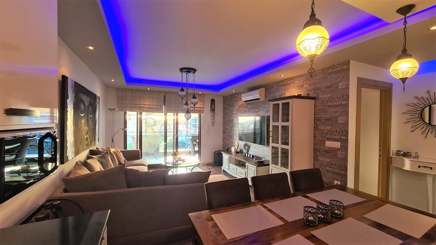 شقة ضمن مجمع فاخر في الانيا - تصميم غرفة وصالة -في جيكجلي / الانيا 