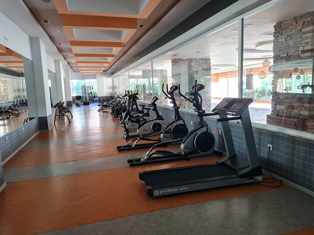 شقة ضمن مجمع فاخر في الانيا - تصميم غرفة وصالة -في جيكجلي / الانيا 