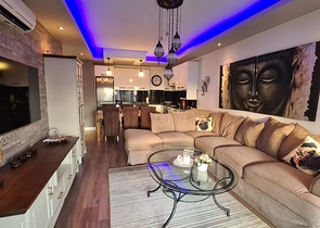 شقة ضمن مجمع فاخر في الانيا - تصميم غرفة وصالة -في جيكجلي / الانيا 