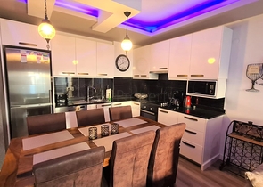 شقة ضمن مجمع فاخر في الانيا - تصميم غرفة وصالة -في جيكجلي / الانيا 