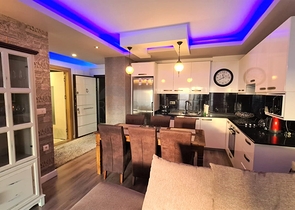 شقة ضمن مجمع فاخر في الانيا - تصميم غرفة وصالة -في جيكجلي / الانيا 