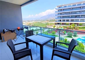 مجمعات سكنية فاخرة في الانيا - شقة غرفة وصالة مفروشة -في كارجيجاك / الانيا 