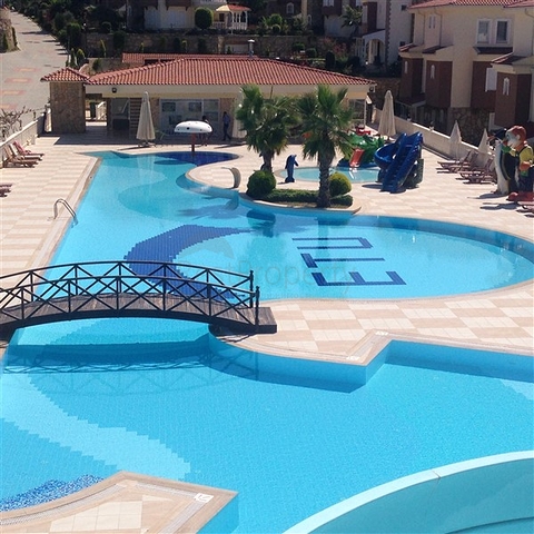 فلل للبيع في الانيا - فيلا 3 غرف وصالة واسعة -ضمن مجمع -في افسلار / الانيا 