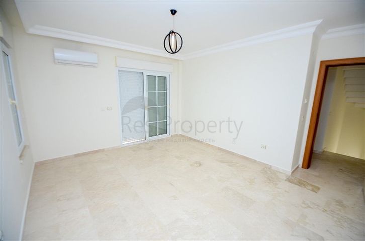 فلل للبيع في الانيا - فيلا 3 غرف وصالة واسعة -ضمن مجمع -في افسلار / الانيا 