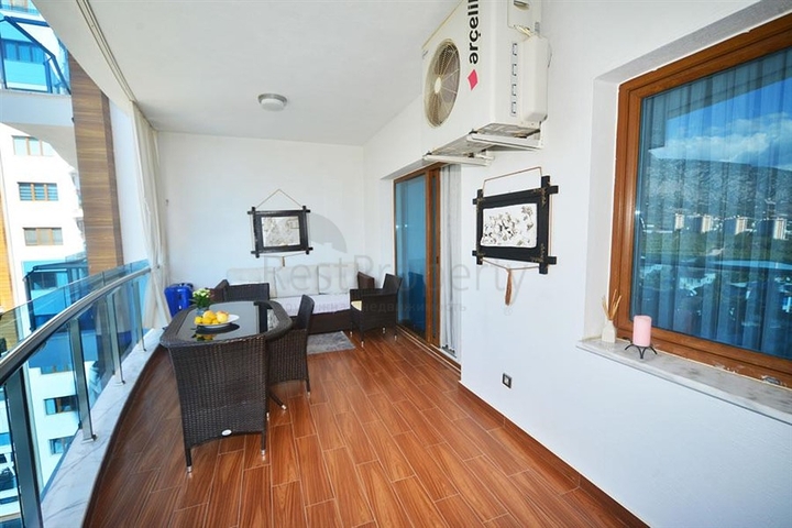 شقة ضمن مجمع خمس نجوم - تصميم 1+1 مفروشة  - في الانيا 