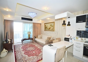 شقة ضمن مجمع خمس نجوم - تصميم 1+1 مفروشة  - في الانيا 