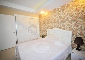 شقة ضمن مجمع خمس نجوم - تصميم 1+1 مفروشة  - في الانيا 