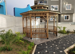 شقة غرفة وصالة جديدة - مفروشة وضمن مجمع سكني في محمودلار / الانيا 