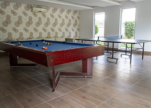 مجمع انيق في اوبا - شقة 2 غرفة وصالة مفروشة -في منطقة اوبا / الانيا 