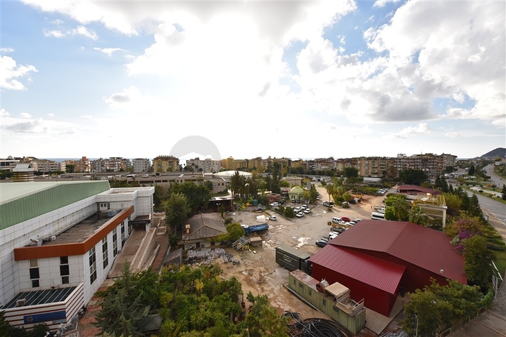 قريبة من شاطئ كليوباترا -دوبلكس 3 غرف وصالة -في مركز الانيا 