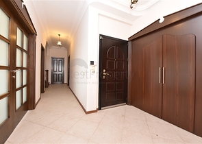 قريبة من شاطئ كليوباترا -دوبلكس 3 غرف وصالة -في مركز الانيا 