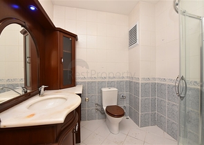 قريبة من شاطئ كليوباترا -دوبلكس 3 غرف وصالة -في مركز الانيا 