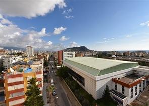 قريبة من شاطئ كليوباترا -دوبلكس 3 غرف وصالة -في مركز الانيا 