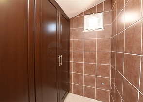 قريبة من شاطئ كليوباترا -دوبلكس 3 غرف وصالة -في مركز الانيا 