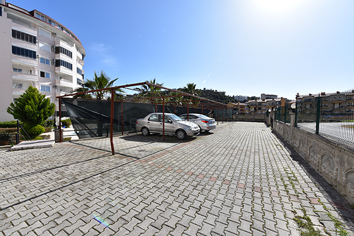 شقة بسعر مناسب في الانيا - غرفتين وصالة مفروشة -ضمن منطقة افسلار 