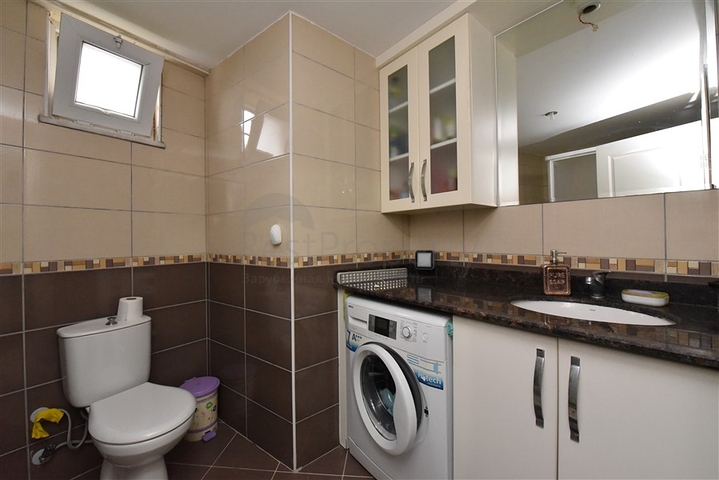 شقة بسعر مناسب في الانيا - غرفتين وصالة مفروشة -ضمن منطقة افسلار 