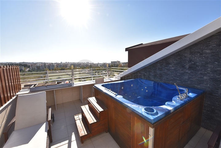 دوبلكس عائلية واسعة  - 5 غرف وصالة -في جيكجلي / الانيا 