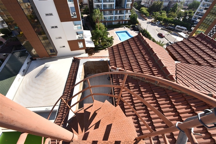 منزل العائلة - دوبلكس واسعة 5 غرف وصالة -في جيكجلي / الانيا 