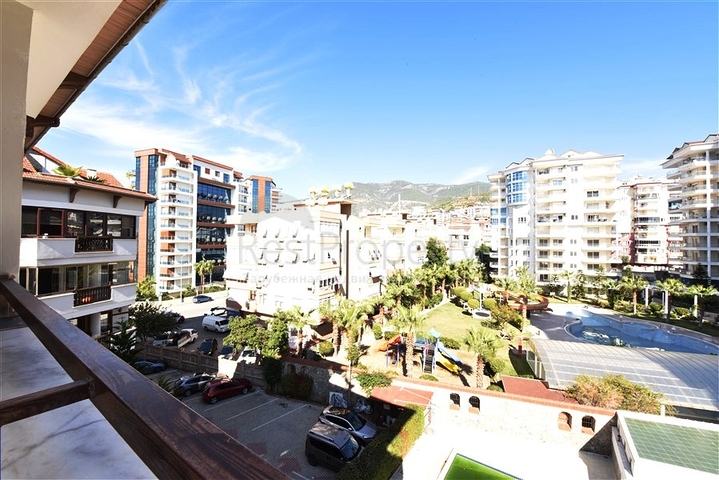 منزل العائلة - دوبلكس واسعة 5 غرف وصالة -في جيكجلي / الانيا 