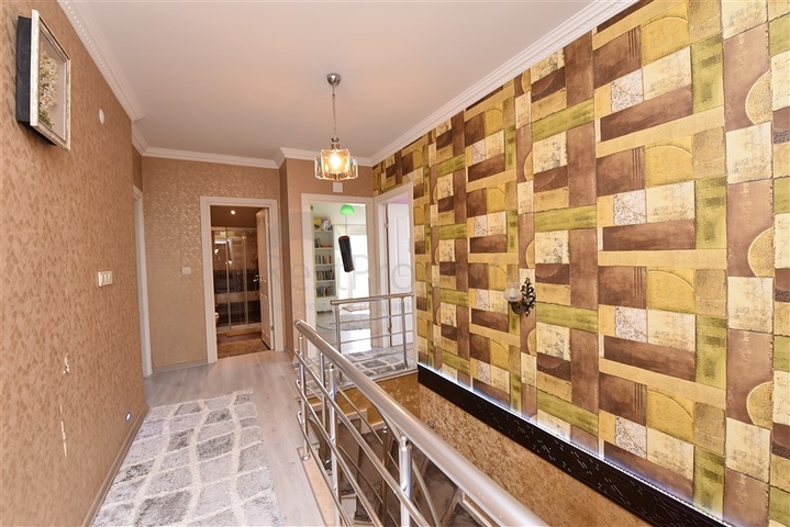 منزل العائلة - دوبلكس واسعة 5 غرف وصالة -في جيكجلي / الانيا 