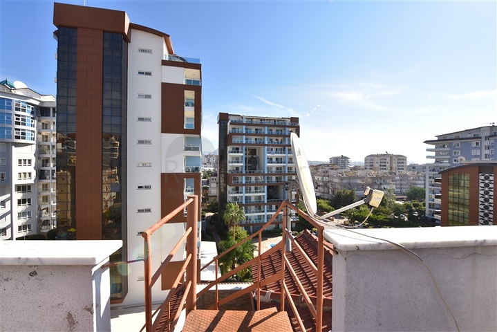 منزل العائلة - دوبلكس واسعة 5 غرف وصالة -في جيكجلي / الانيا 