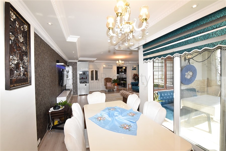 منزل العائلة - دوبلكس واسعة 5 غرف وصالة -في جيكجلي / الانيا 