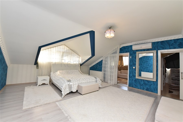 منزل العائلة - دوبلكس واسعة 5 غرف وصالة -في جيكجلي / الانيا 