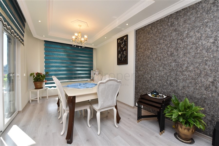 منزل العائلة - دوبلكس واسعة 5 غرف وصالة -في جيكجلي / الانيا 