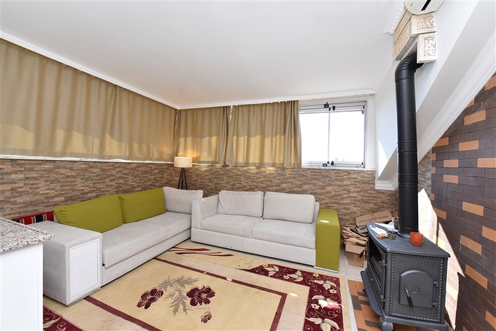 منزل العائلة - دوبلكس واسعة 5 غرف وصالة -في جيكجلي / الانيا 