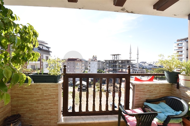 منزل العائلة - دوبلكس واسعة 5 غرف وصالة -في جيكجلي / الانيا 