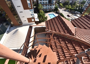 منزل العائلة - دوبلكس واسعة 5 غرف وصالة -في جيكجلي / الانيا 