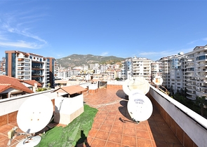 منزل العائلة - دوبلكس واسعة 5 غرف وصالة -في جيكجلي / الانيا 