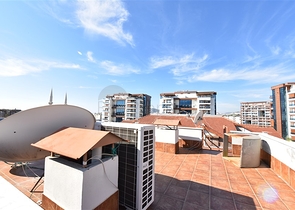 منزل العائلة - دوبلكس واسعة 5 غرف وصالة -في جيكجلي / الانيا 