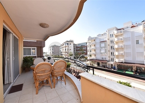 شقق للبيع في اوبا - غرفتين وصالة -مفروشة -قريبة من البحر 