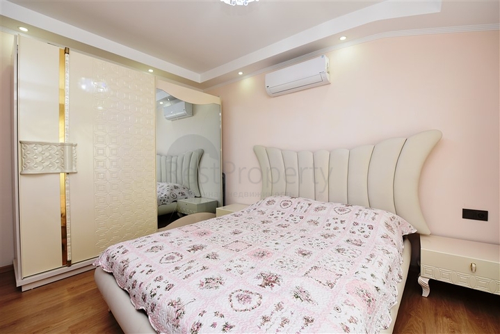 عقارات للبيع في مركز الانيا - دوبلكس مفروشة -3 غرف وصالة .