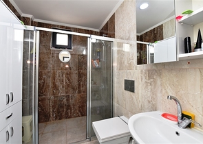 عقارات للبيع في مركز الانيا - دوبلكس مفروشة -3 غرف وصالة .