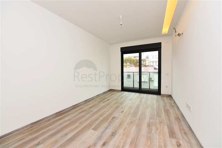 شقق للبيع في مركز الانيا - 3 غرف وصالة مع مطبخ منفصل -مجمع فاخر 