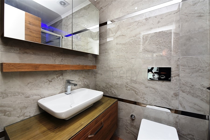 شقق للبيع في مركز الانيا - 3 غرف وصالة مع مطبخ منفصل -مجمع فاخر 