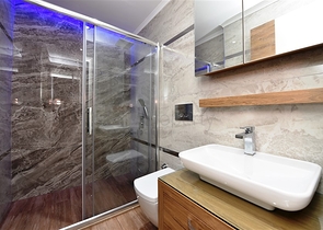 شقق للبيع في مركز الانيا - 3 غرف وصالة مع مطبخ منفصل -مجمع فاخر 